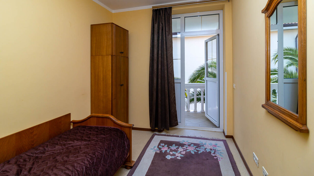 Гостиница Адлер Адлер