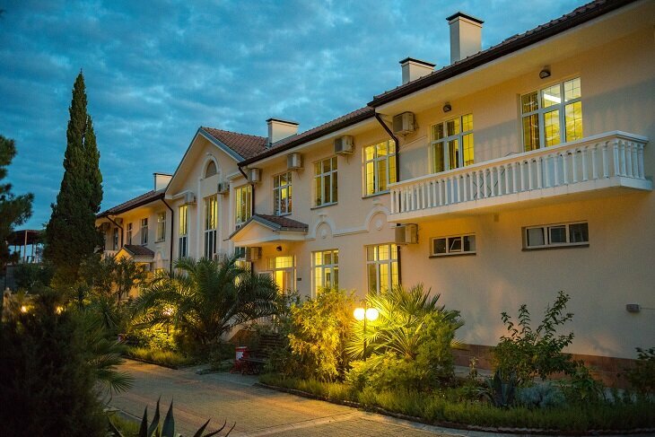 Гостиница Адлер Адлер