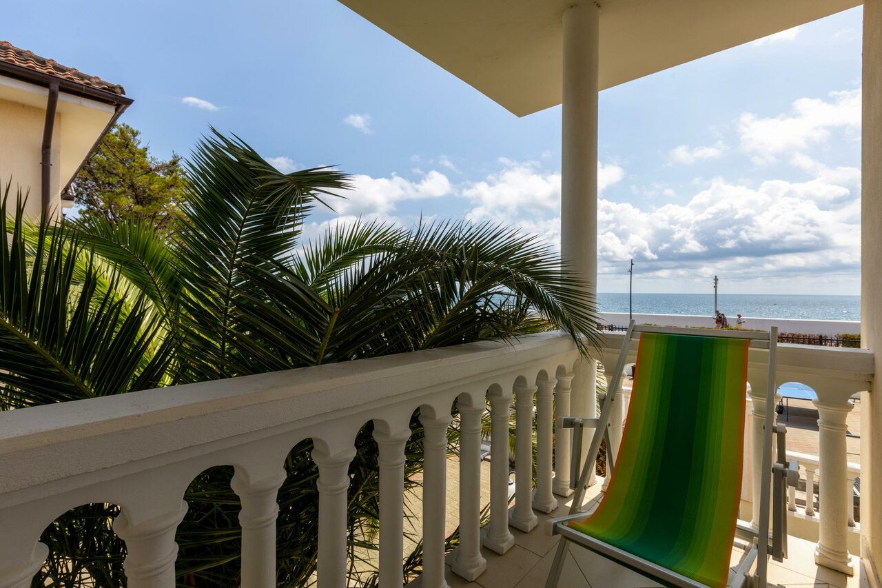 Гостиница Адлер Адлер-175