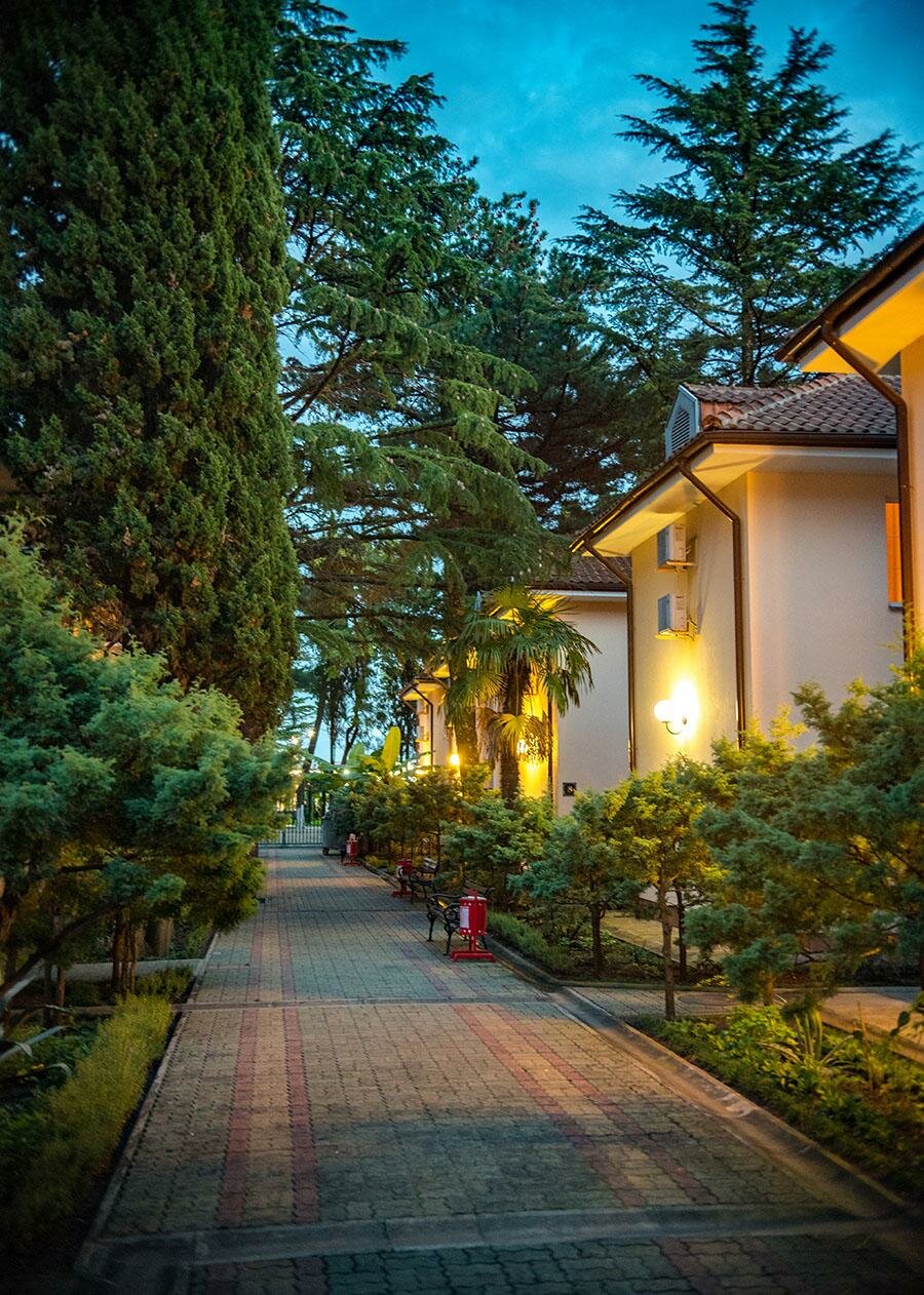 Гостиница Адлер Адлер-92