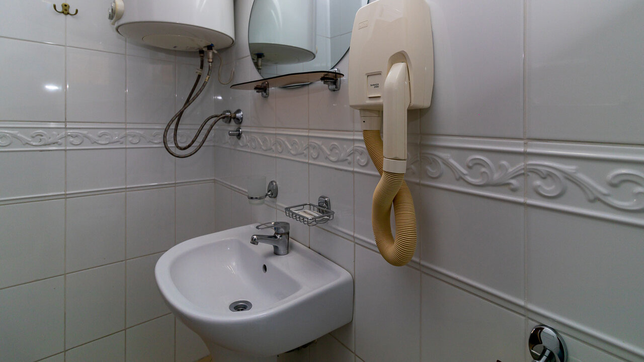 Гостиница Адлер Адлер