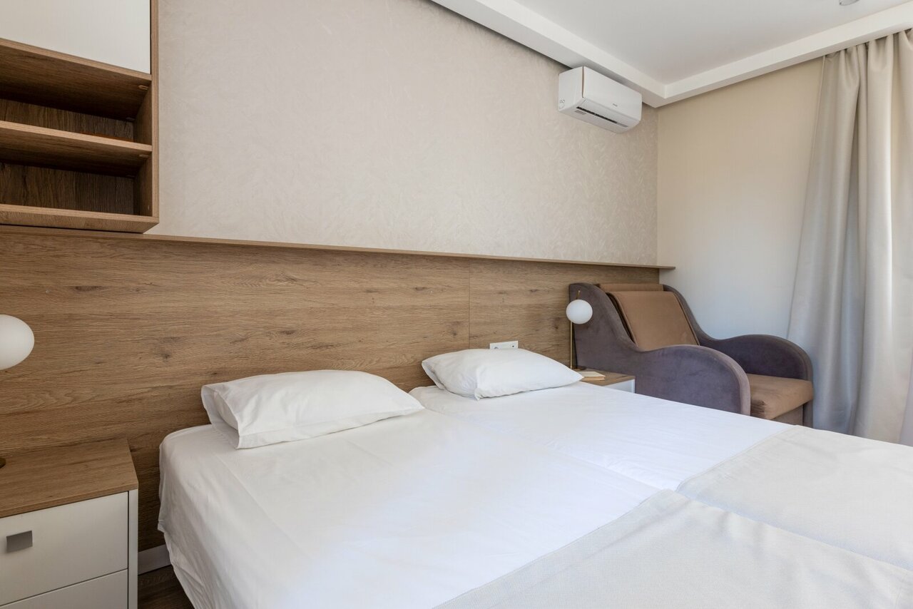 Гостиница Адлер Адлер