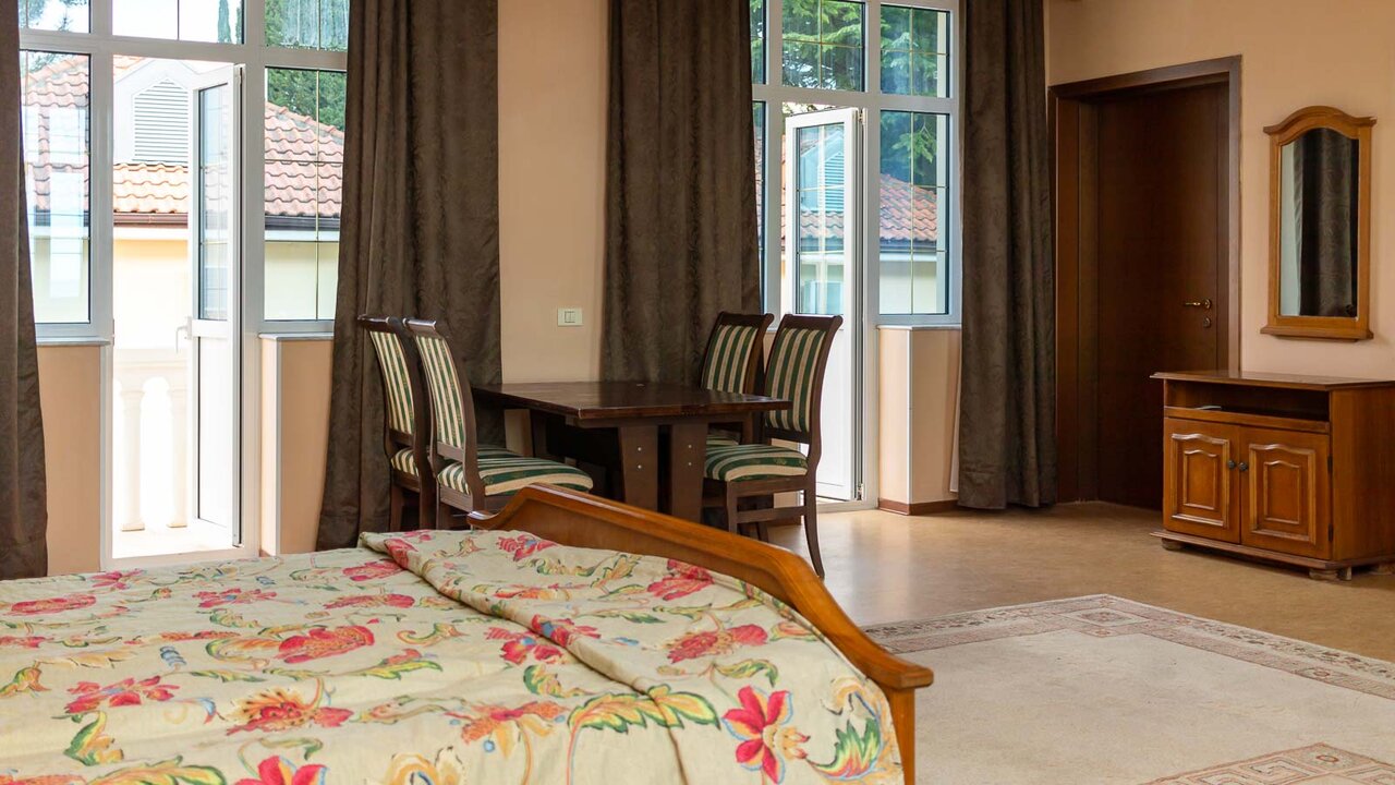 Гостиница Адлер Адлер