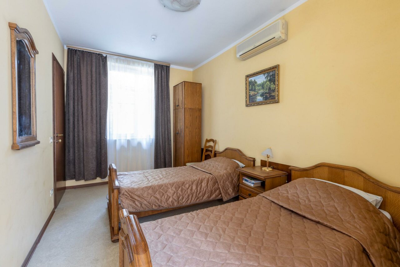 Гостиница Адлер Адлер