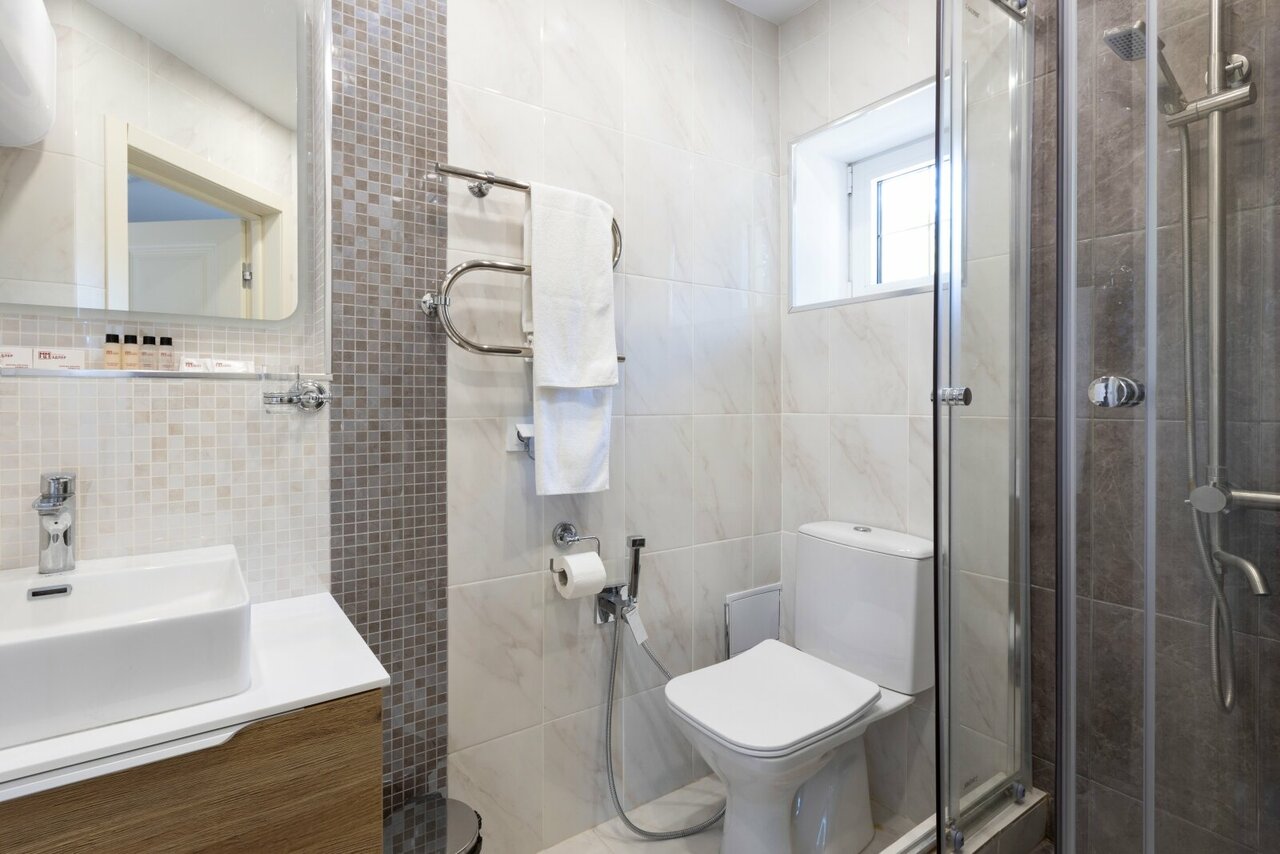 Гостиница Адлер Адлер