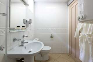 Гостиница Адлер Адлер Люкс с 2 спальнями-14