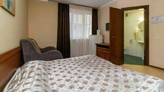 Гостиница Адлер Адлер 1-комнатный номер стандарт №8, 9-2