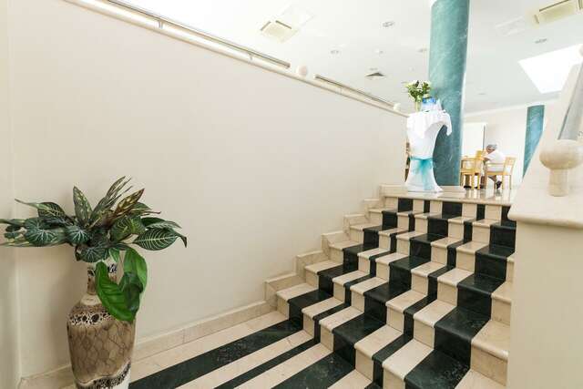 Гостиница Адлер Адлер-94