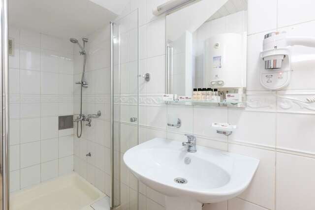 Гостиница Адлер Адлер-180