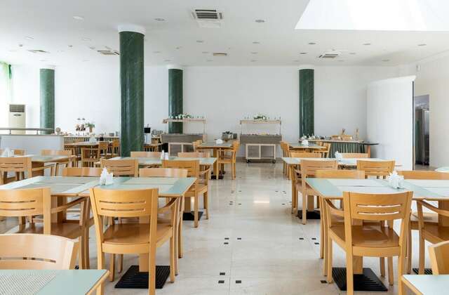 Гостиница Адлер Адлер-97