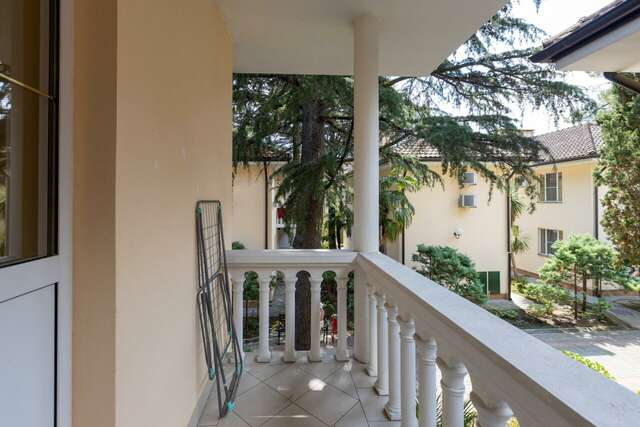 Гостиница Адлер Адлер-137